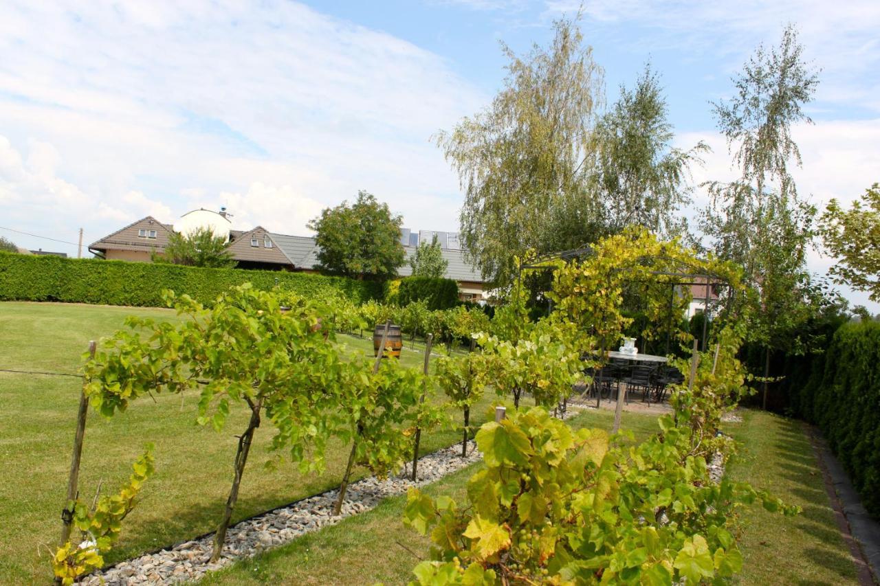 Dworek Szonowice Exteriör bild