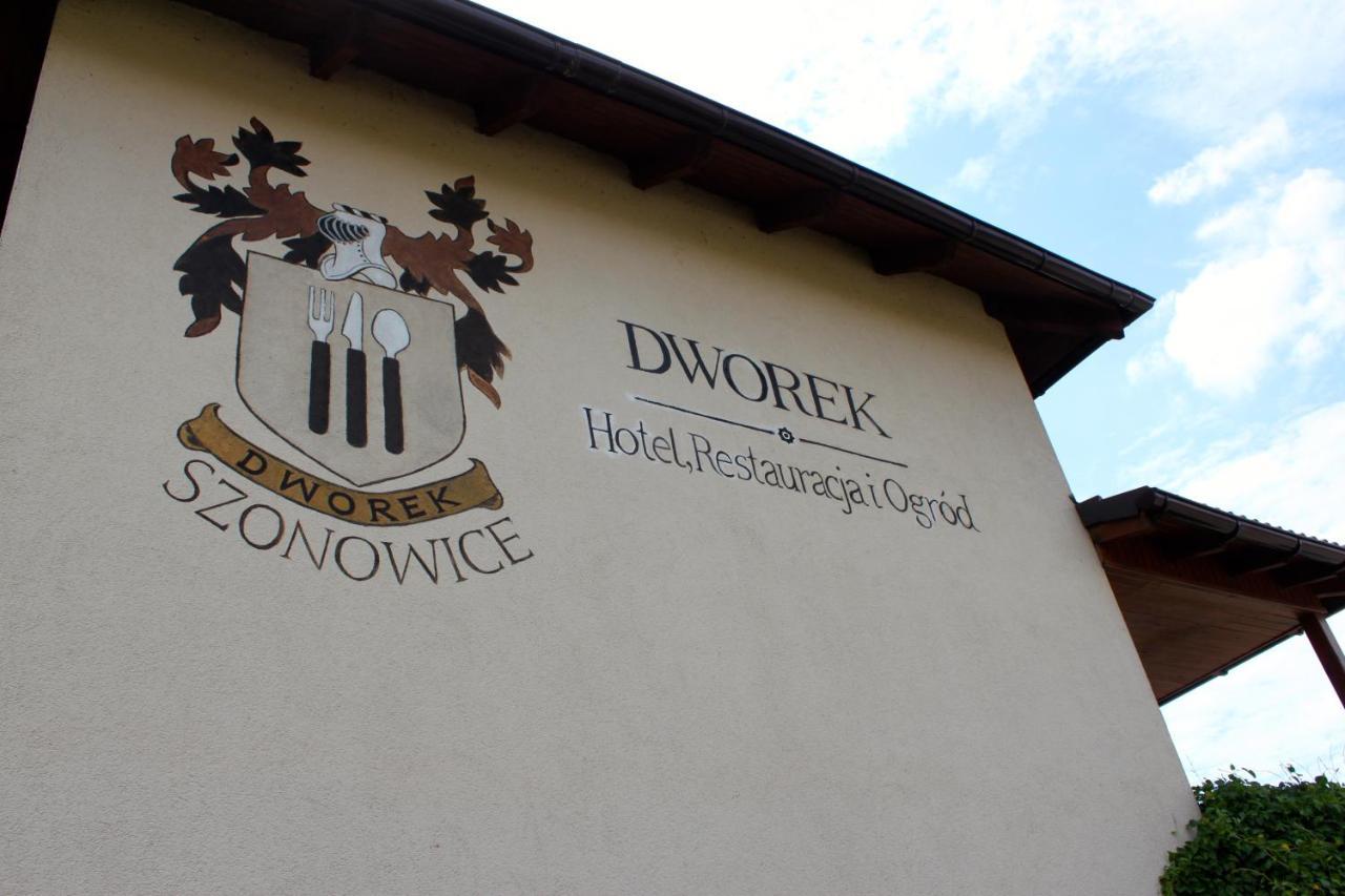 Dworek Szonowice Exteriör bild